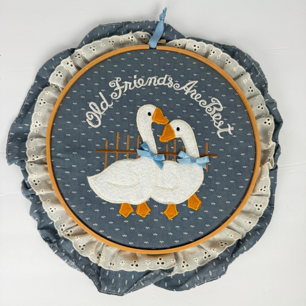 House of Lloyd Good Friends Hoop Plaque Vintage Goose Wall Art quilt embroidered